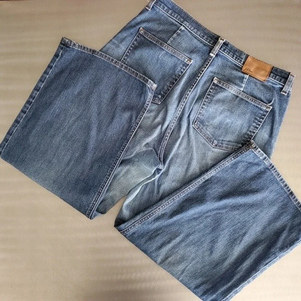 J. Crew Rayner Wide Leg High Rise Medium Wash Crop Denim Jeans sz. 32